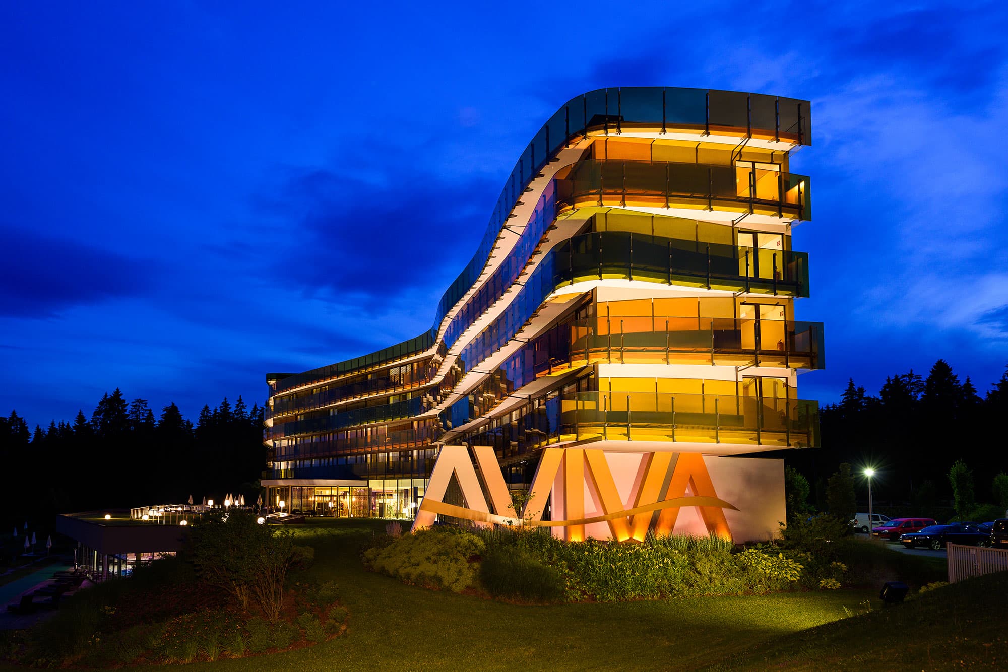 AVIVA****s make friends