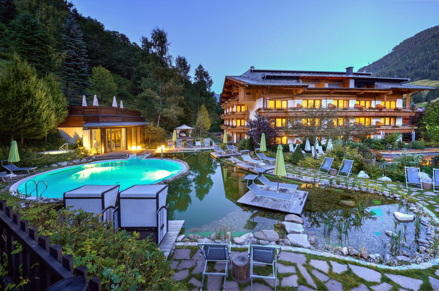 Familien- & Gartenhotel Theresia****S