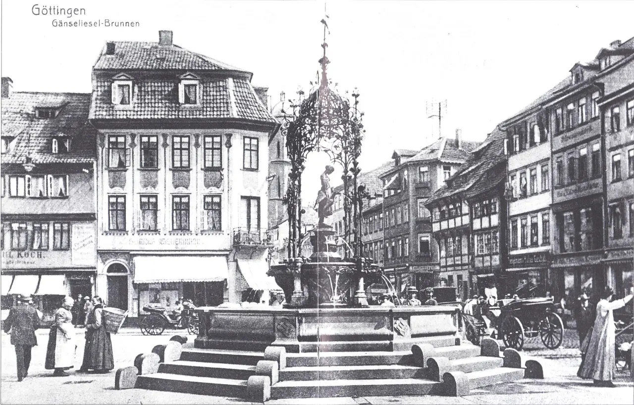 Gänseliesel-Brunnen