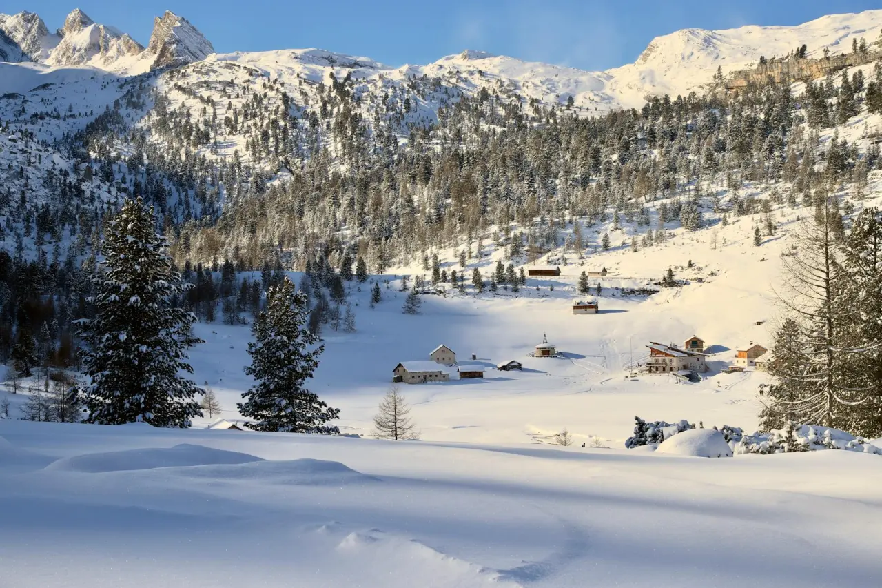 Wellnesshotels mit Infinity Pool in Alta Badia