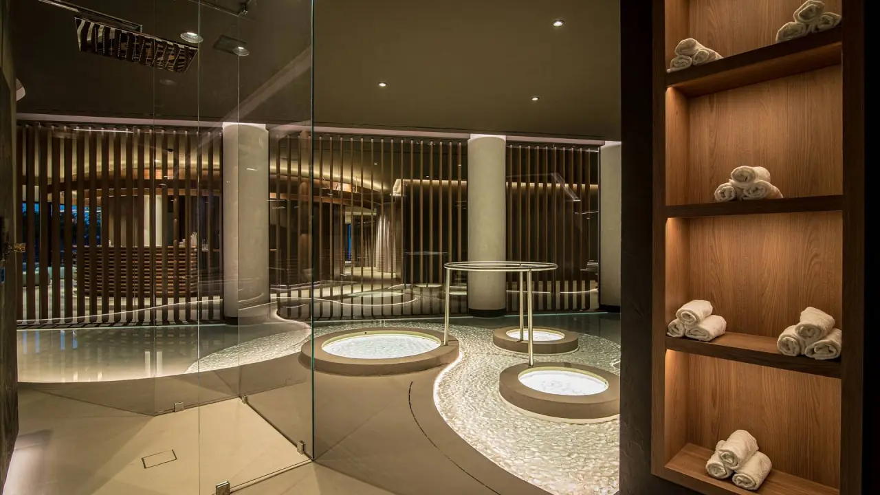 Terme Preistoriche Resort & Spa in Abano Terme – Exklusiver Spa-Bereich mit Wasserbecken | Wellnesshotel Venetien