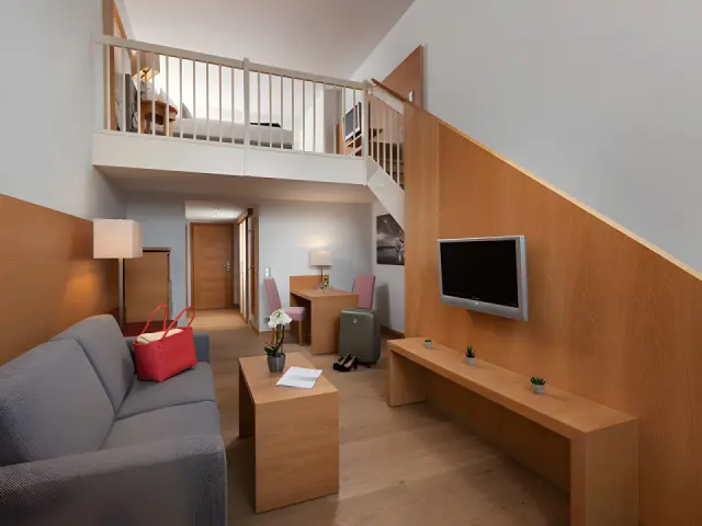 Hotel Sonnengut in Bad Birnbach – Suite mit Galerie und Wohnbereich | Wellnesshotel Rottal