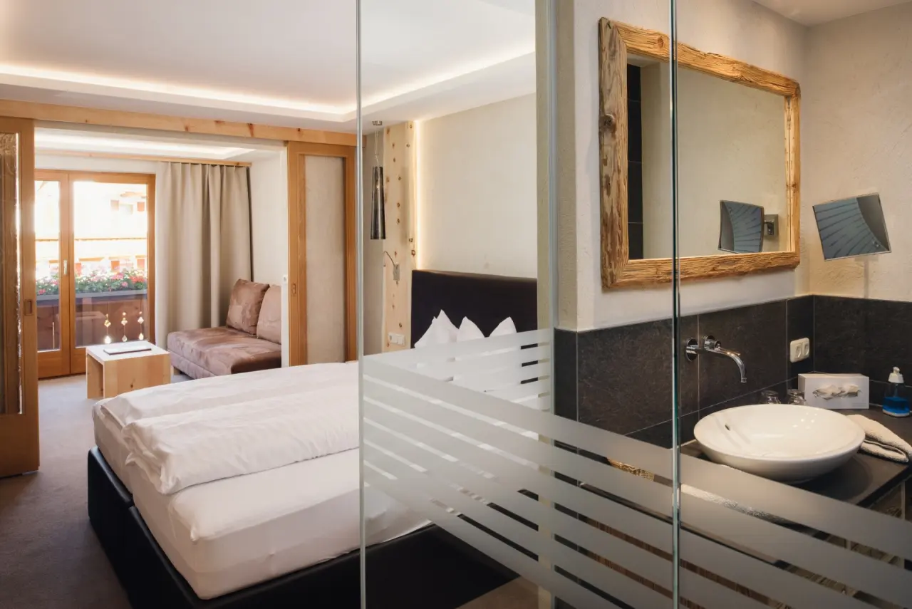 Hotel TIROL