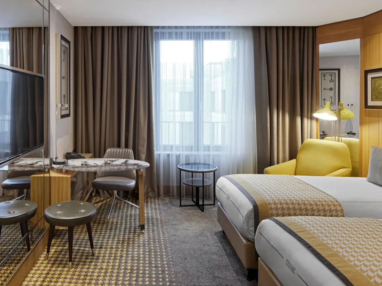 Titanic Chaussee Berlin in Berlin – Geräumiges Hotelzimmer mit zwei Einzelbetten | Wellnesshotel Berlin