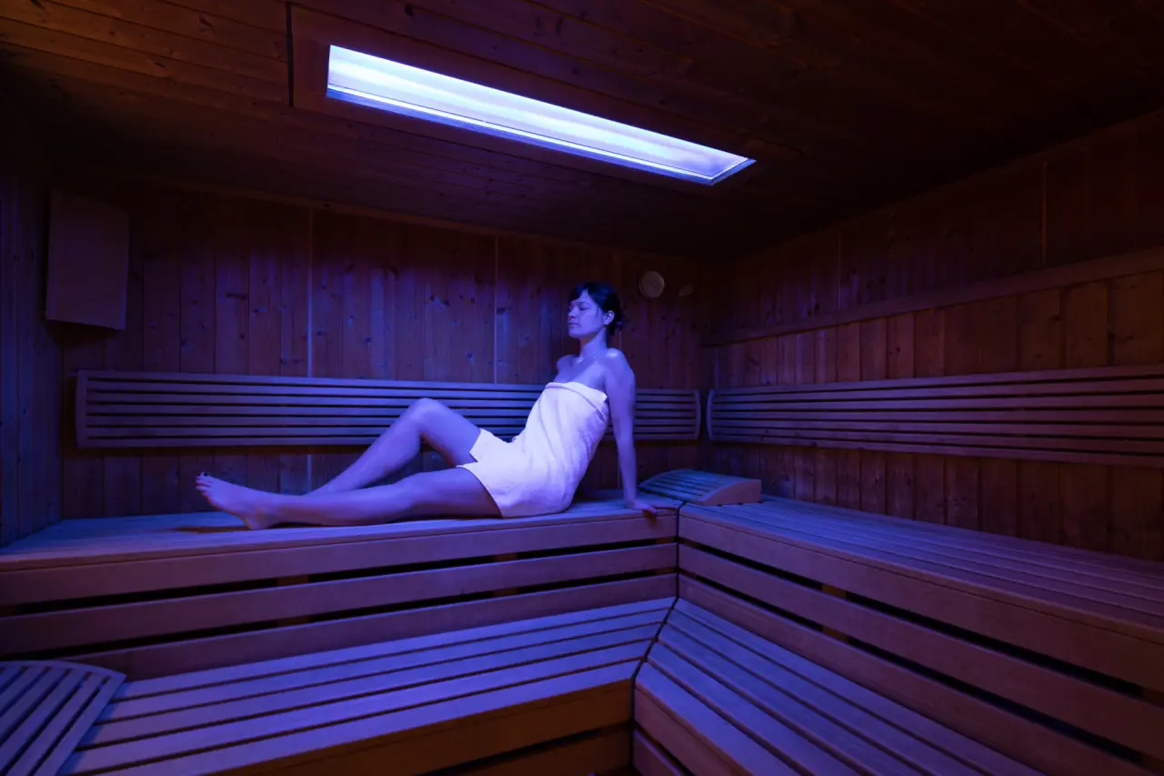 Hotel Traube Revital in Wurmlingen – Entspannung in der modernen Sauna mit Farblicht | Wellnesshotel