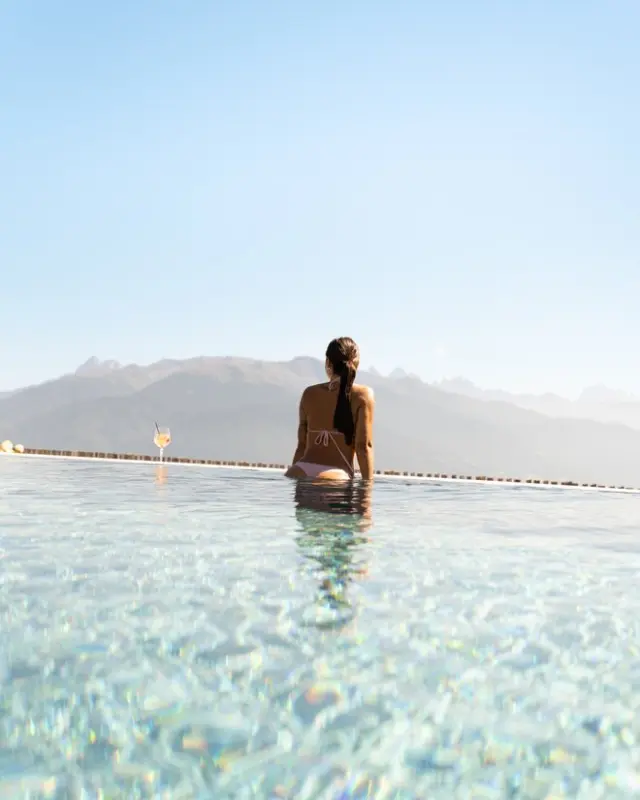 TRATTERHOF Mountain Sky Hotel