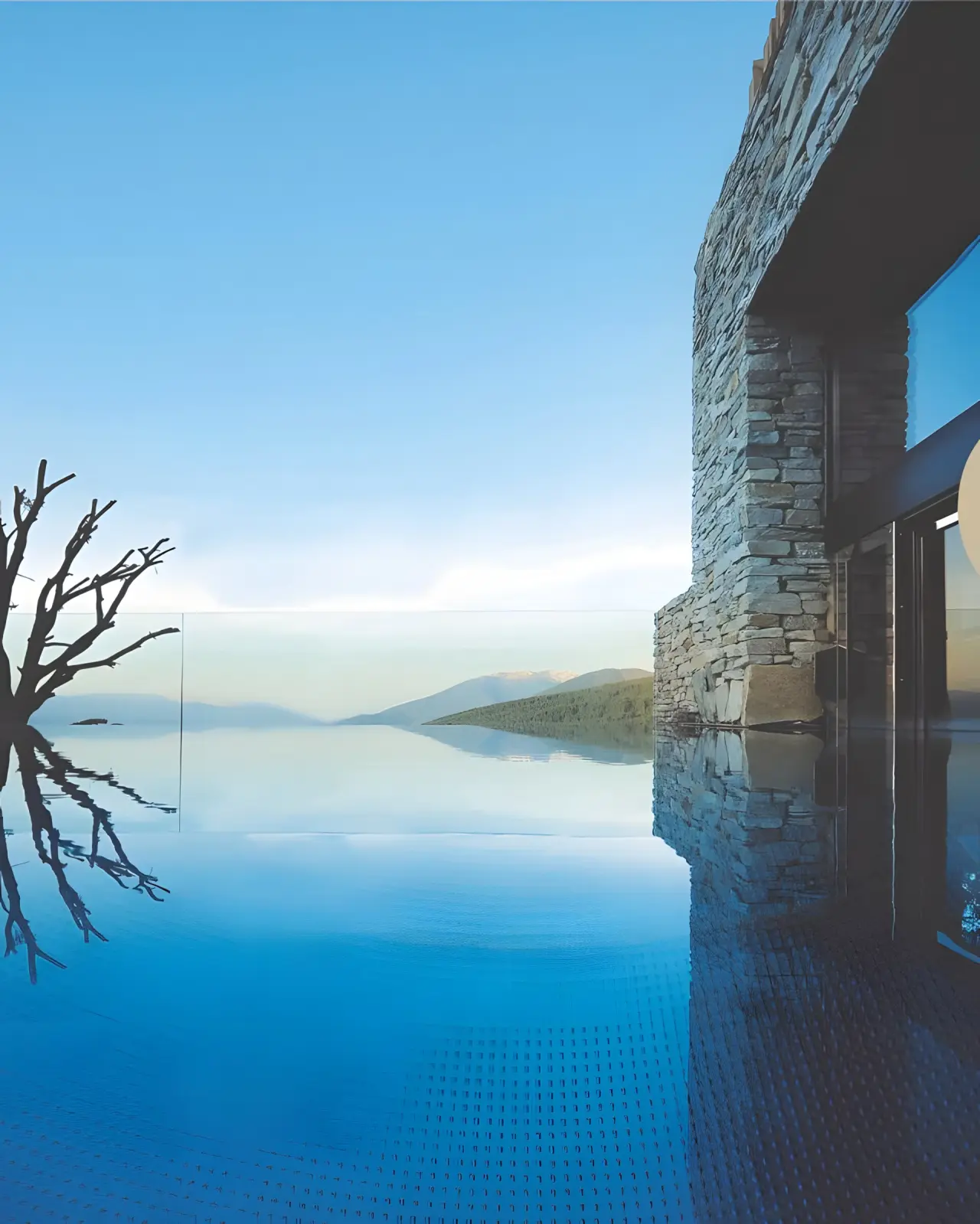 TRATTERHOF Mountain Sky Hotel in Terenten – Infinity-Pool mit Bergblick | Wellnesshotel Südtirol