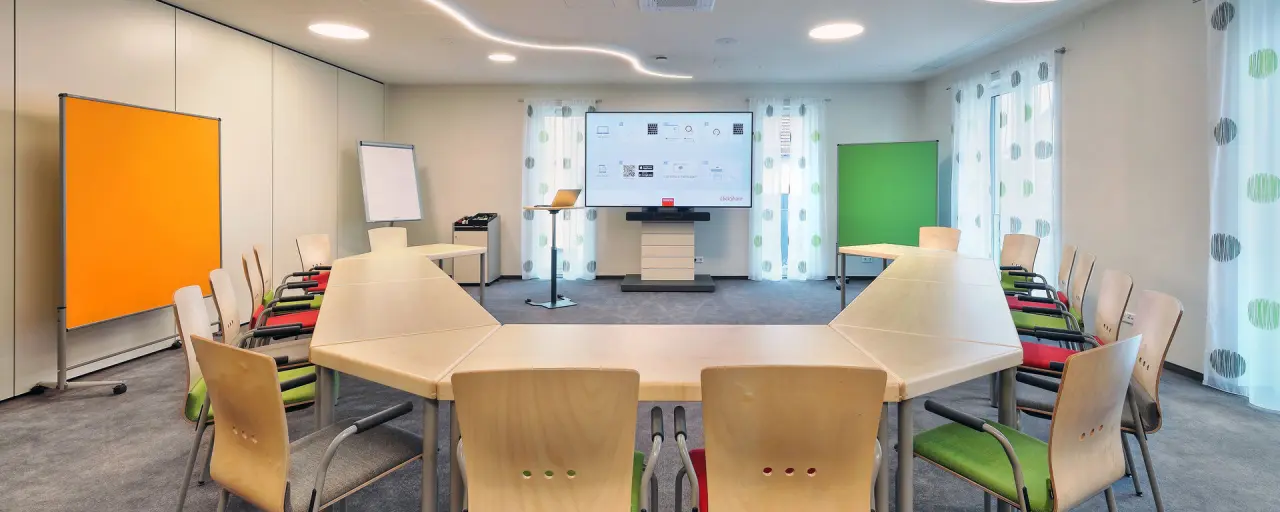 Landhotel Geyer in Kipfenberg – Moderner Konferenzraum für Tagungen | Wellnesshotel Altmühltal