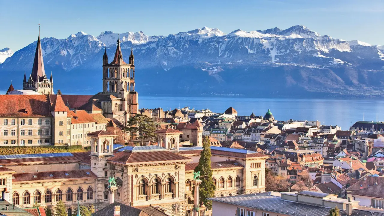 Hotel Beau Rivage Palace in Lausanne – Panoramablick auf Lausanne, Genfersee und Alpen | Wellnesshotel Genfersee