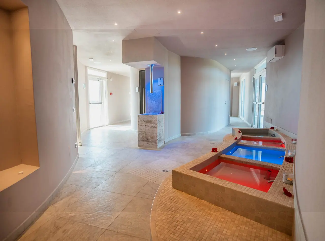 Riva Toscana Golf Resort & SPA in Follonica – Moderner Spa-Bereich mit Entspannungsbecken | Wellnesshotel Toscana
