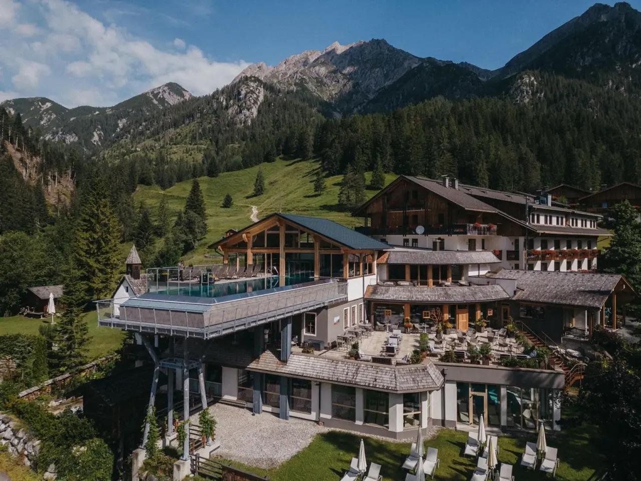 Almwellness-Resort Tuffbad