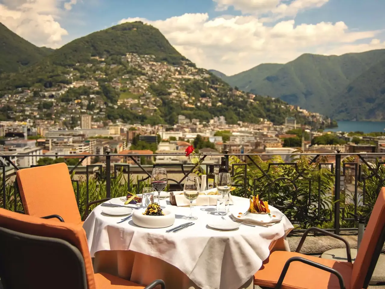 Villa Sassa Hotel Residence & SPA in Lugano – Restaurantterrasse mit Seeblick | Wellnesshotel Tessin