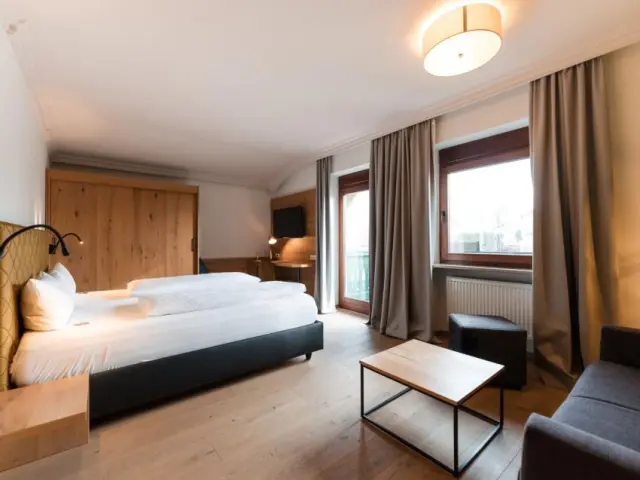 Posthotel in Rattenberg – Komfortables Doppelzimmer mit Balkon | Wellnesshotel Tirol
