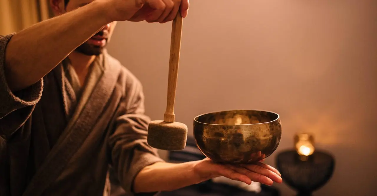 Hotel Bad Fallenbach in St. Leonhard in Passeier – Klangschalen-Meditation im Spa | Wellnesshotel Südtirol