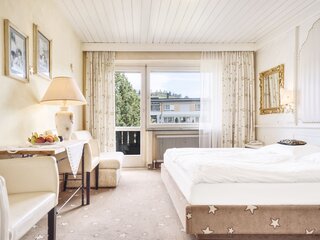 Genuss und Vitalhotel Moisl in Abtenau – Gemütliches Doppelzimmer mit Bergblick und Balkon | Wellnesshotel Salzburg