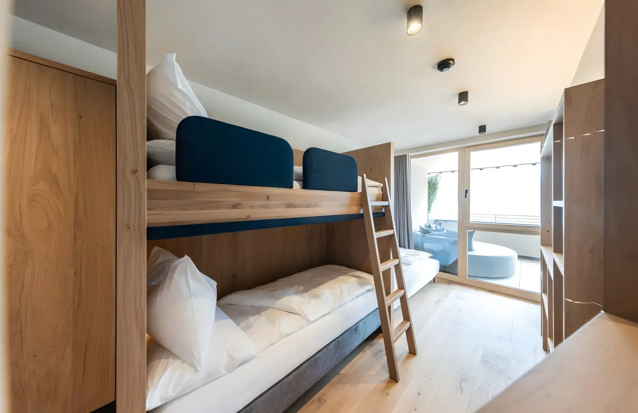 Das Gerstl Family Retreat in Reschen – Familienzimmer mit Etagenbett | Wellnesshotel Vinschgau