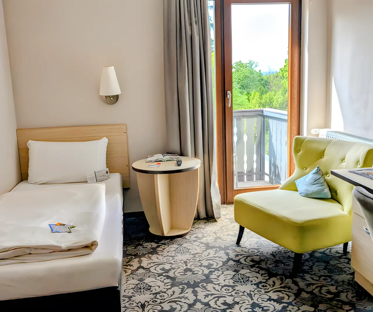 Parkhotel Schillerhain GmbH in Bad Dürkheim – Gemütliches Einzelzimmer mit Balkon | Wellnesshotel Pfalz