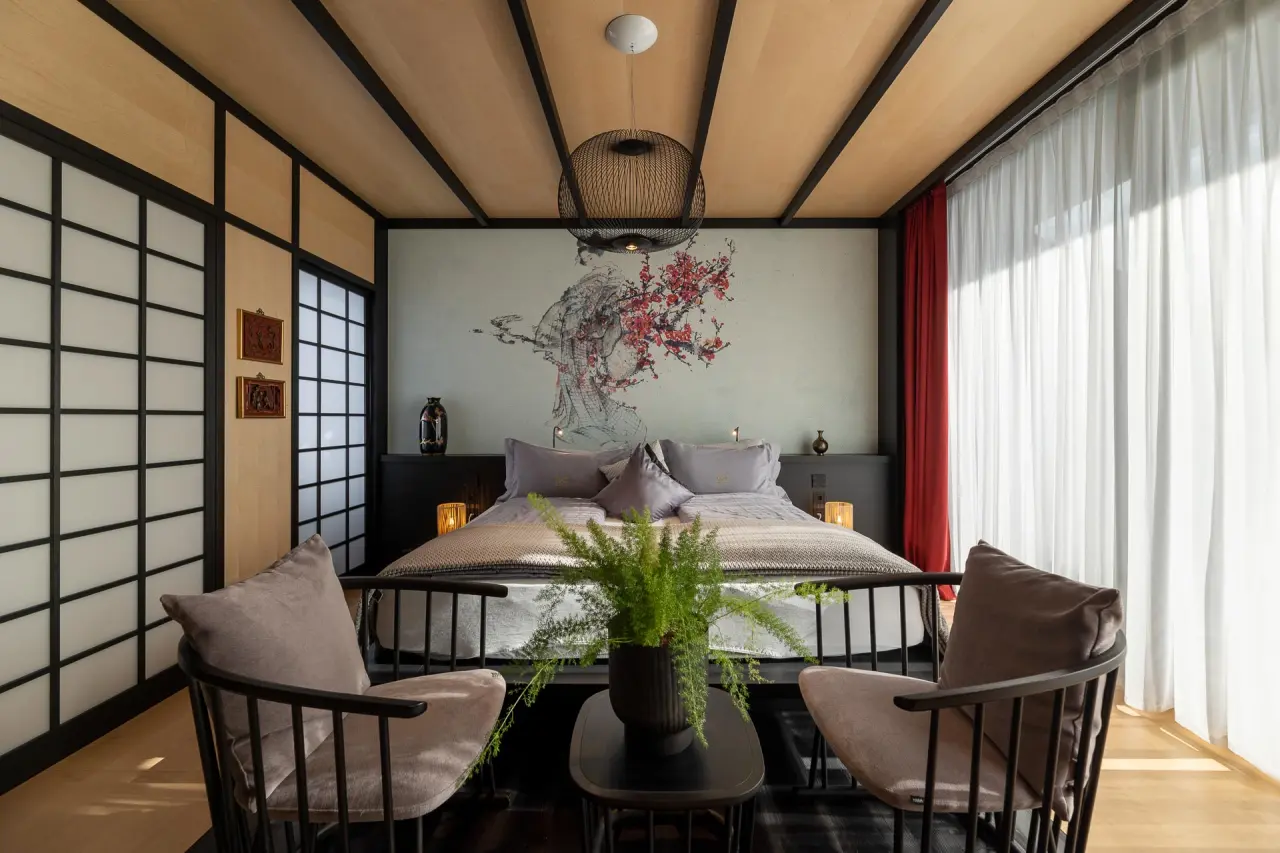 Manna Resort in Bozen – Japanisch inspiriertes Hotelzimmer mit Shoji-Elementen | Wellnesshotel Südtirol