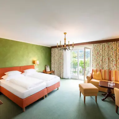 Seeglück Hotel Forelle in Millstatt am See – Komfortables Doppelzimmer mit Seeblick | Wellnesshotel Kärnten