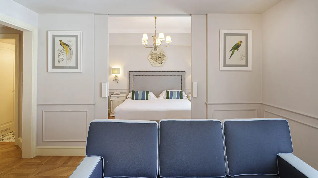 Palazzo Manzi Terme & Spa in Casamicciola Terme – Elegantes Hotelzimmer mit Wohnbereich | Wellnesshotel Ischia