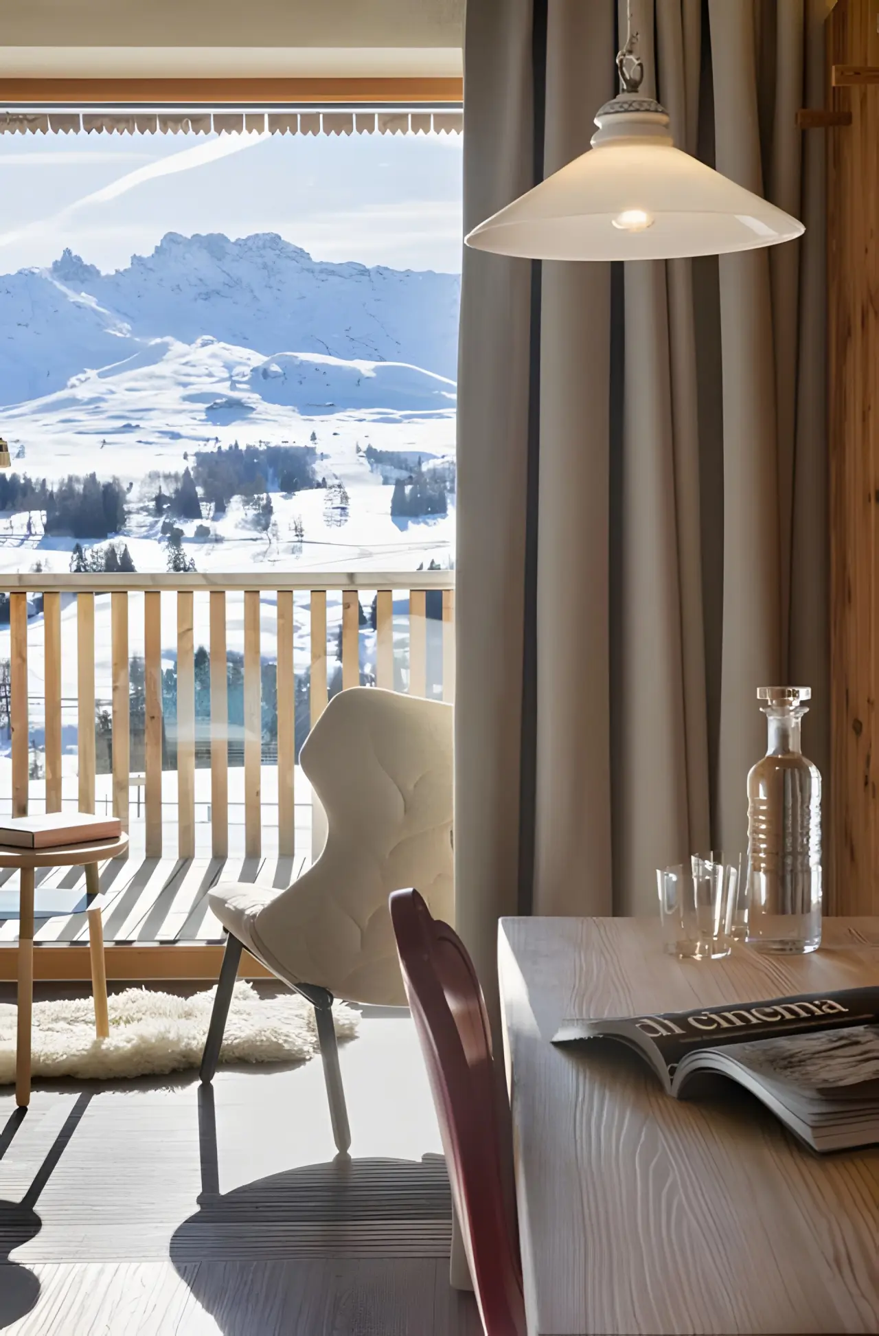 ICARO Hotel in Kastelruth – Gemütliches Zimmer mit Balkon und Bergblick | Wellnesshotel Südtirol