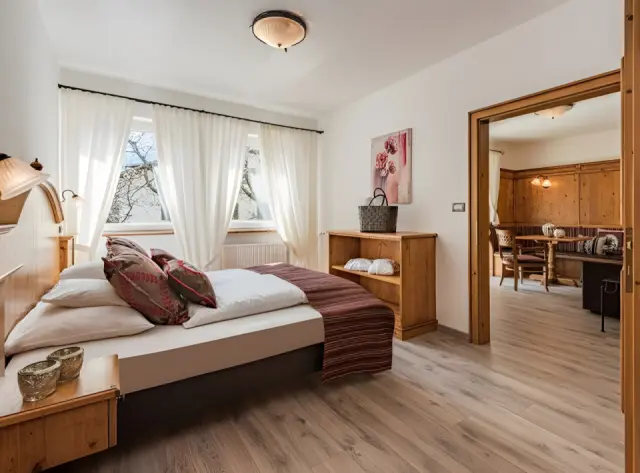 matill - timeless boutique retreat in Latsch – Gemütliches Einzelzimmer mit Essbereich | Wellnesshotel Südtirol