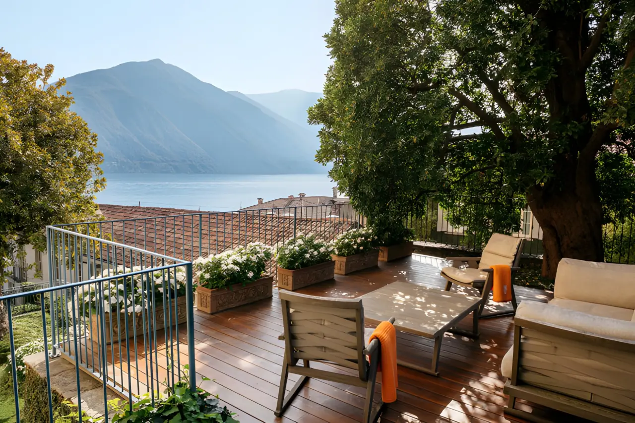 Grand Hotel Tremezzo in Bellagio – Sonnenterrasse mit Seeblick auf den Comer See | Wellnesshotel Comer See