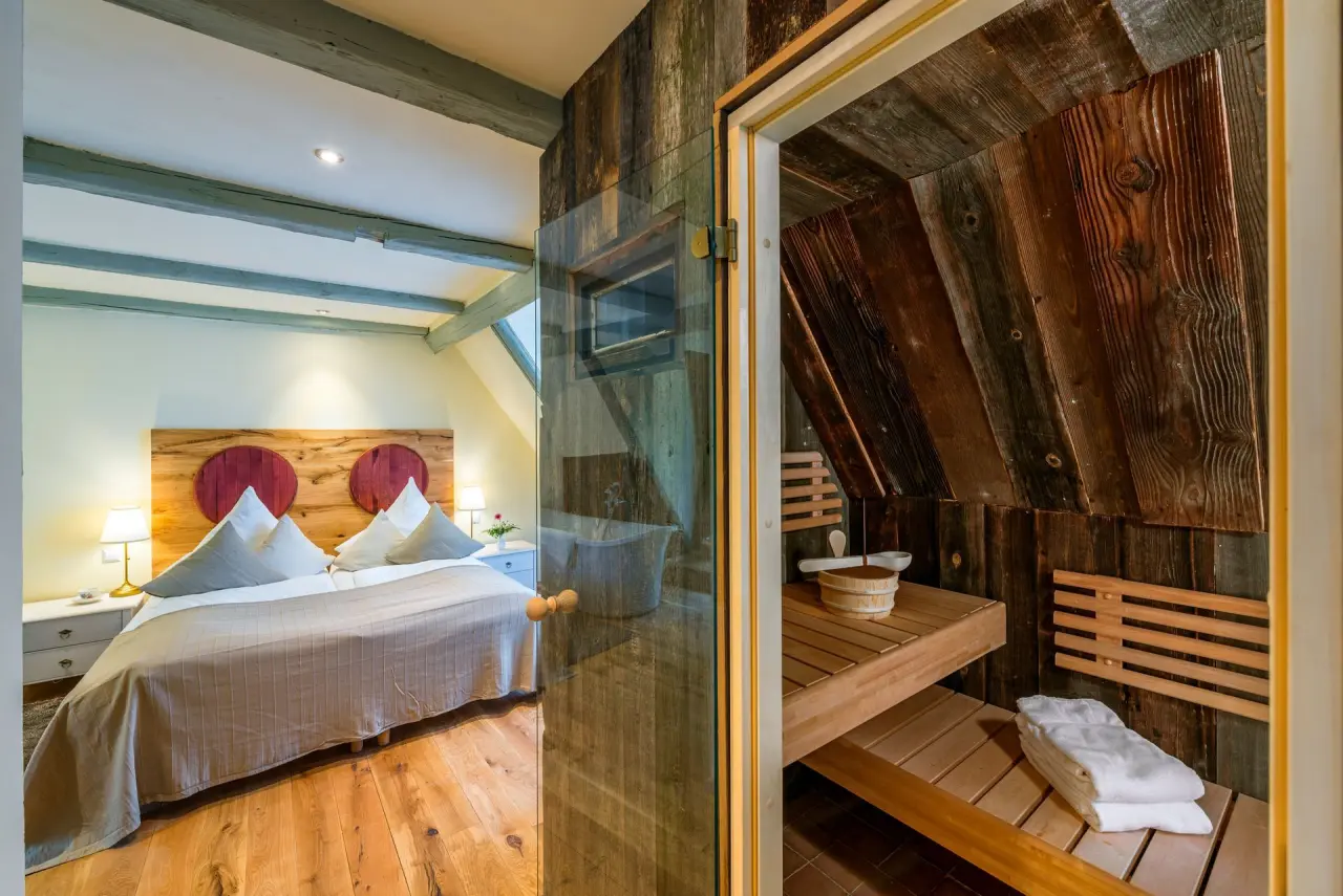 Hotel & Wellness Goldenes Fass in Rathen – Komfortzimmer mit eigener Sauna | Wellnesshotel Sächsische Schweiz